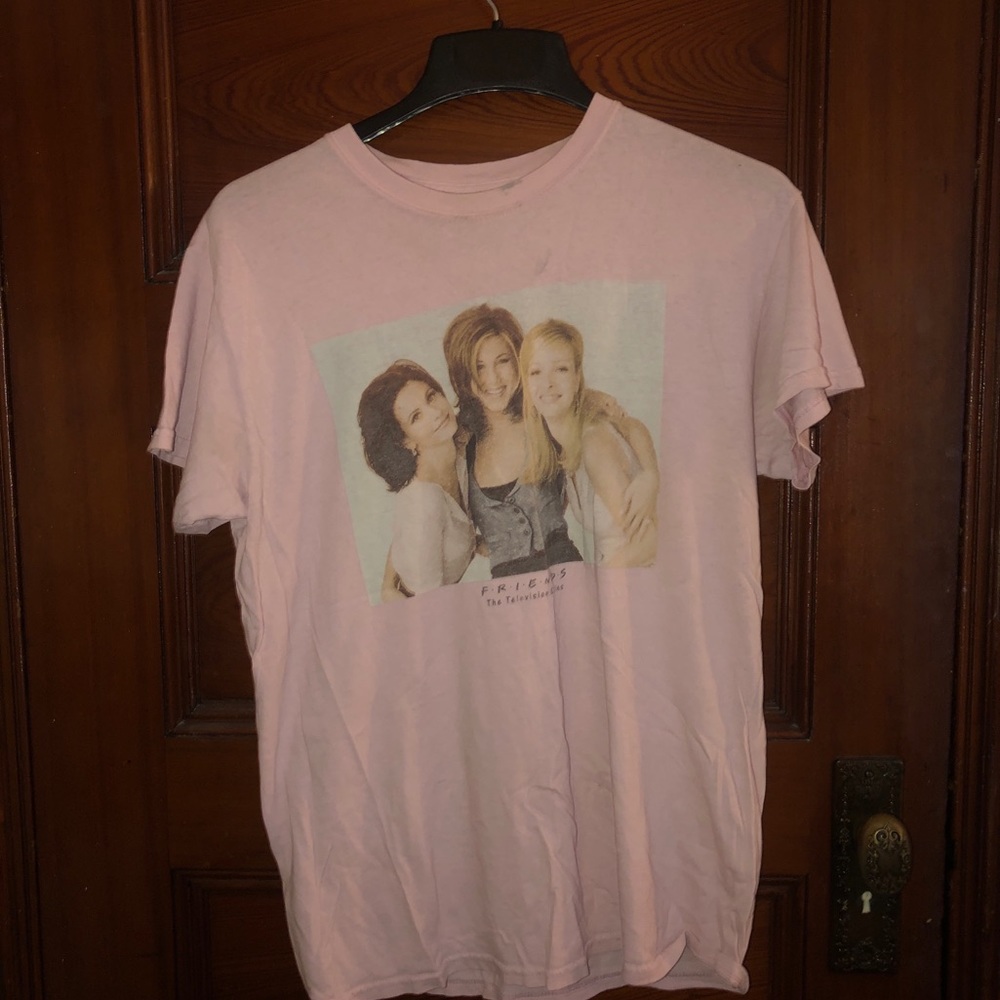 Vintage Friends™️ Tee